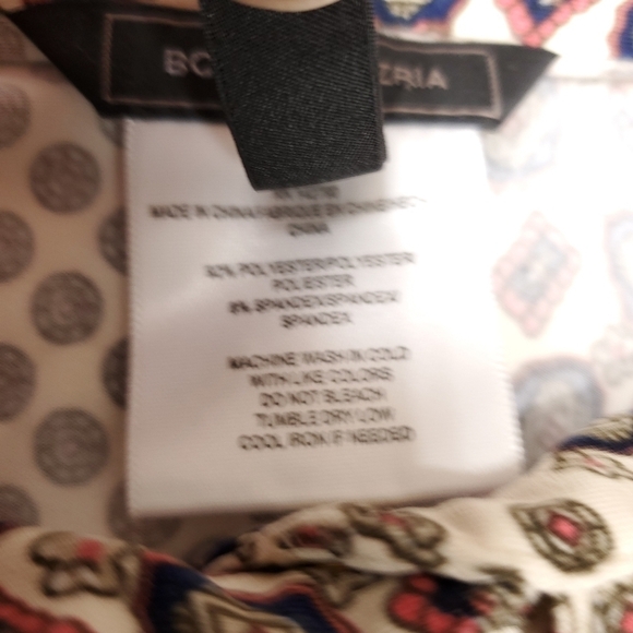 BCBGMAXAZRIA Cream Red Paisley Print Button Down Poly Tunic Top Sz L - Picture 11 of 11